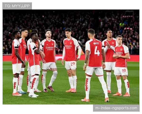 曼城变阵3-5-2应对后防危机 高位逼抢效率因阵容轮换下降 曼城变阵3-5-2应对后防危机 高位逼抢效率因阵容轮换下降